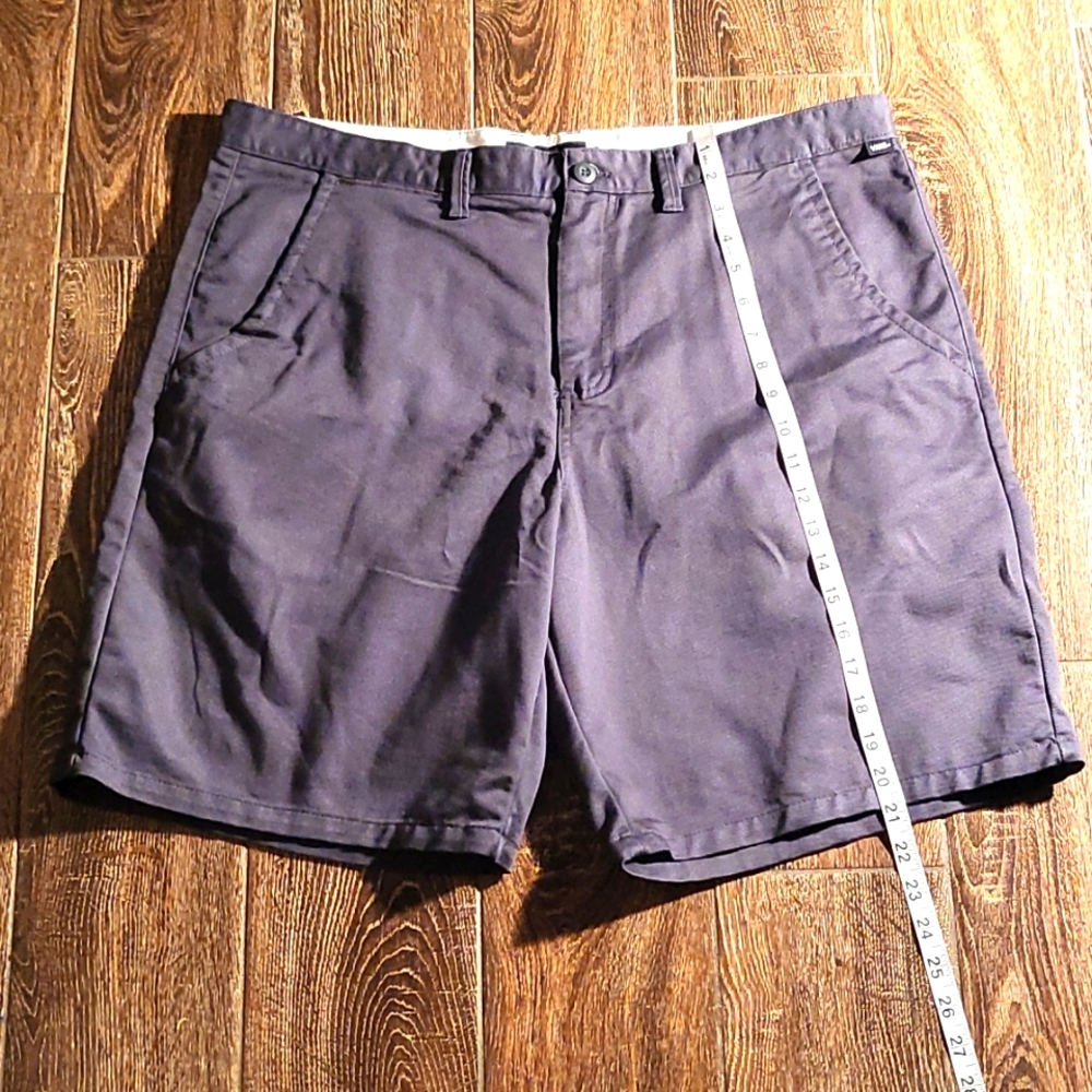 VANS SHORTS